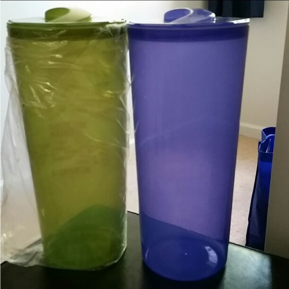 JOY MANGANO PLASTIC CONTAINERS